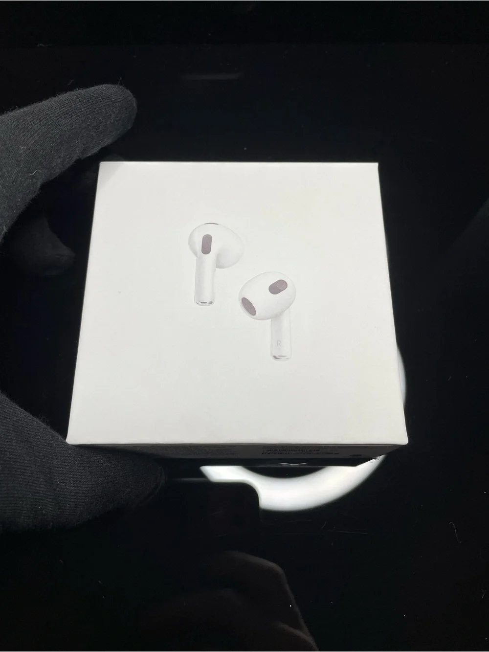 Apple AirPods MagSafe Charging Case Box - White